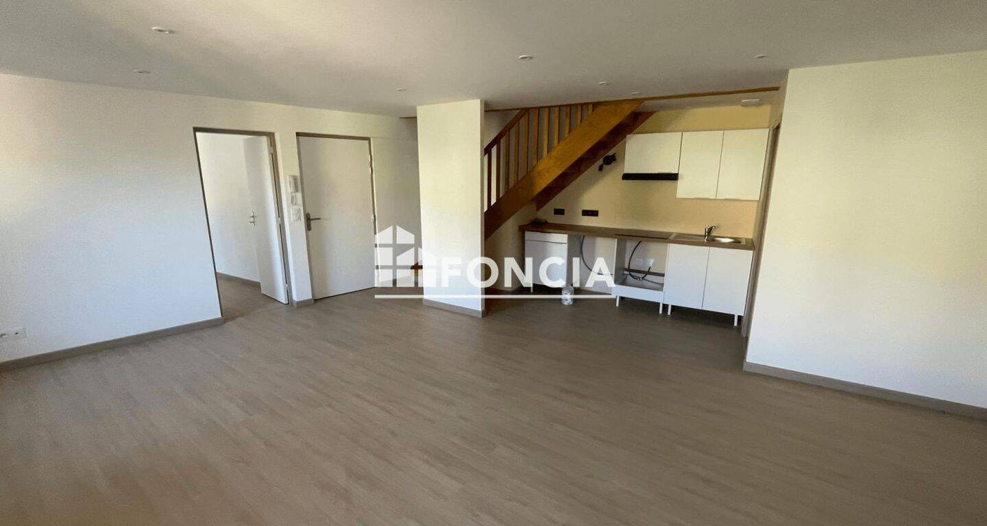 Appartement 4 pièces 65 m² · à Soyons · 64,6 m² · 740 €/mois