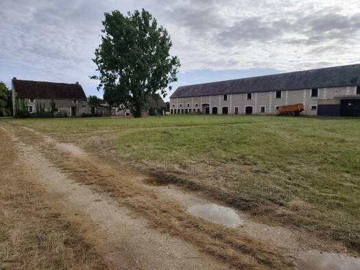 Maison à vendre 365 000 € 6 pièces 5 chambres 154 m² 15 000 m² de terrain Le Liège 37460