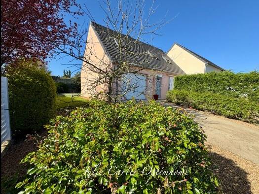 Maison à vendre 159 000 € 5 pièces 2 chambres 83 m² 353 m² de terrain Gastines-Leclerc Sablé-sur-Sarthe 72300