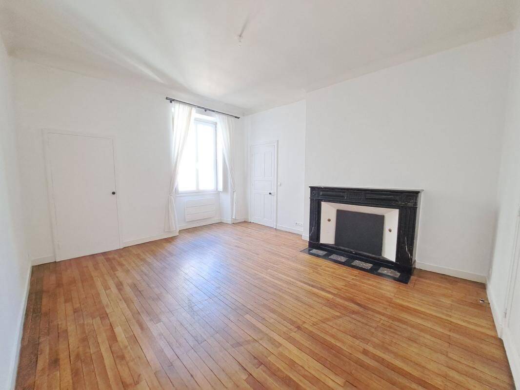 Appartement 2 pièces 57 m² · à Nantes · 57 m² · 716 €