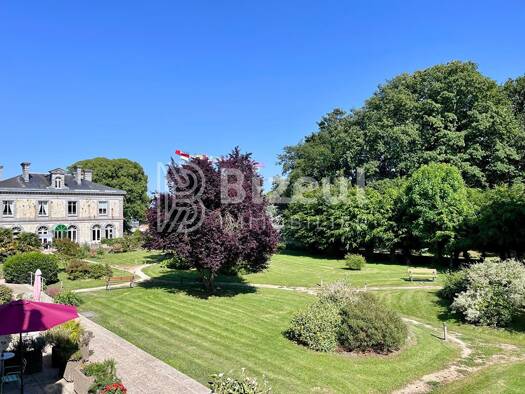 Appartement à vendre 153 000 € 1 pièce 42 m² RDC/4 La Flourie Saint-Malo 35400