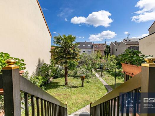 Maison à vendre 749 000 € 6 pièces 4 chambres 141,8 m² 331 m² de terrain Plateau Nanterre 92000