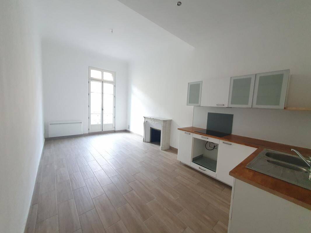 Appartement 2 pièces 53 m² · à Marseille 1er Arrondissement · 53 m² · 810 €/mois