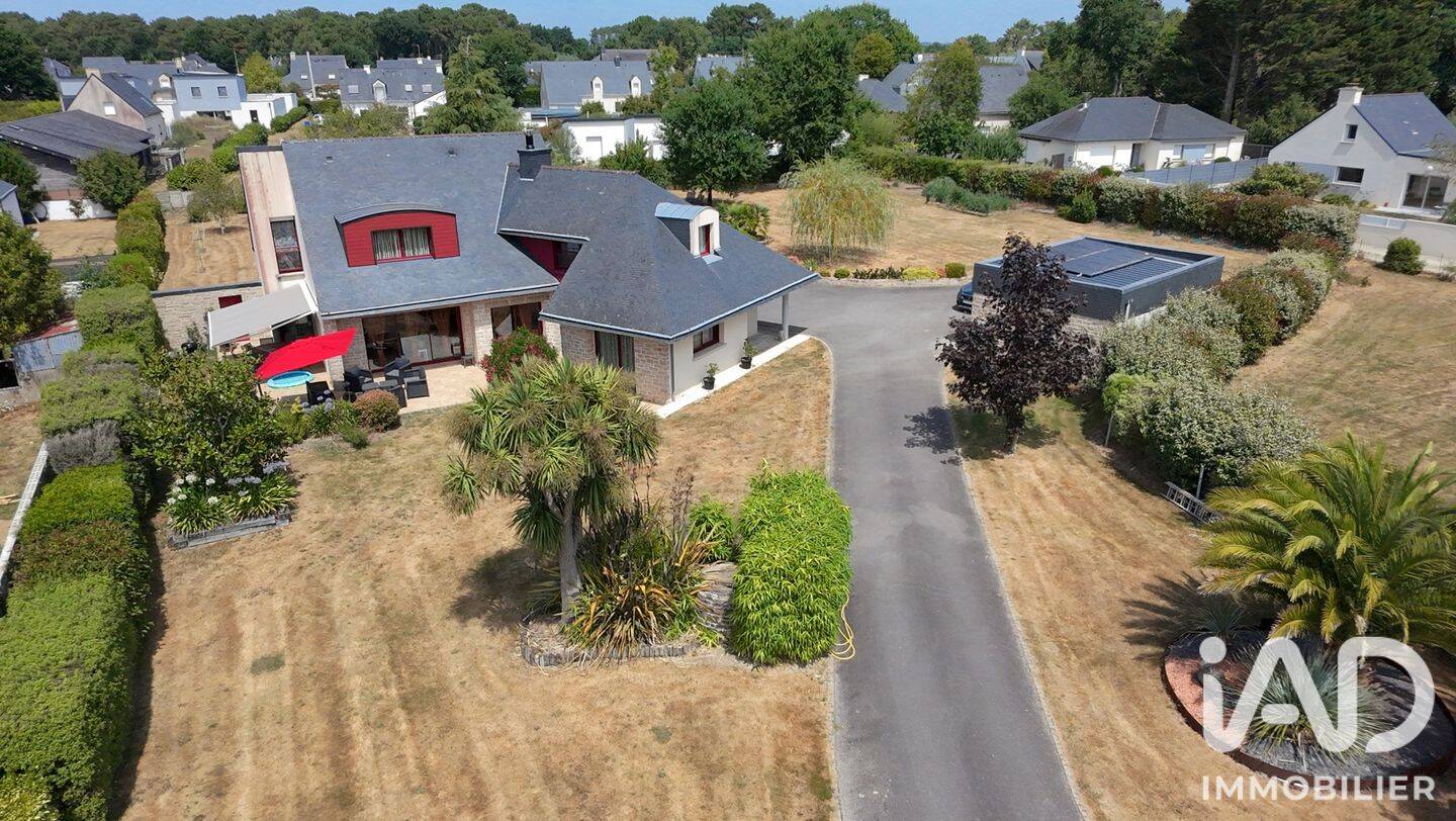 Maison 8 pièces 212 m² · à Surzur · 212 m² · 877 000 €