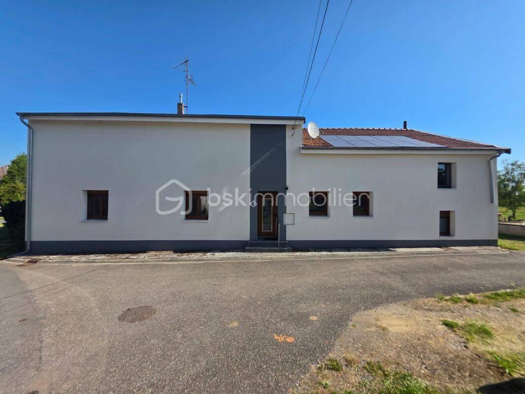 Maison 7 pièces 166 m² · à Francaltroff · 166 m² · 79 000 €