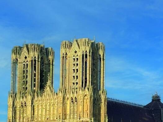 Appartement à vendre 410 000 € 5 pièces 3 chambres 114 m² Étage 2/3 Centre Ville Reims 51100