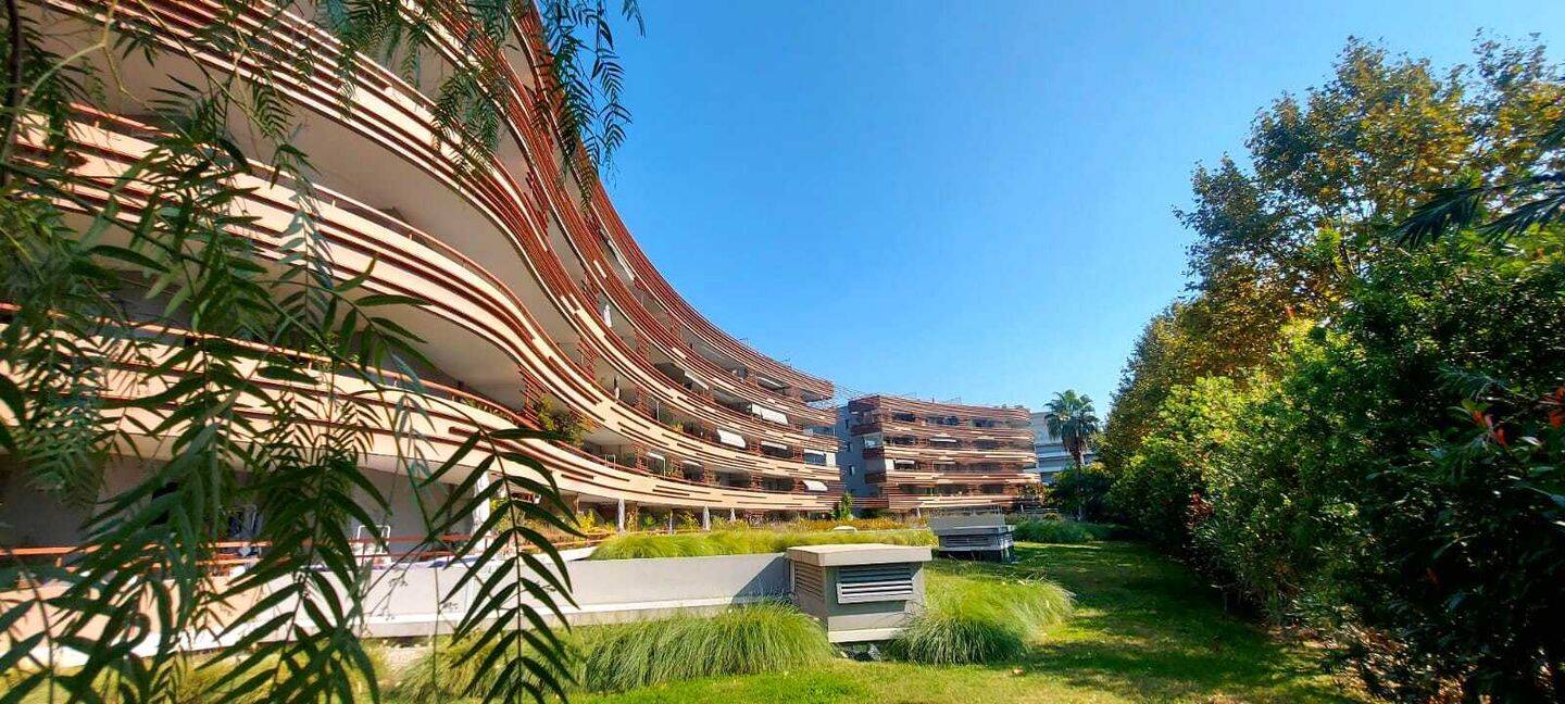 Appartement 2 pièces 48 m² · à Fréjus · 48 m² · 279 000 €