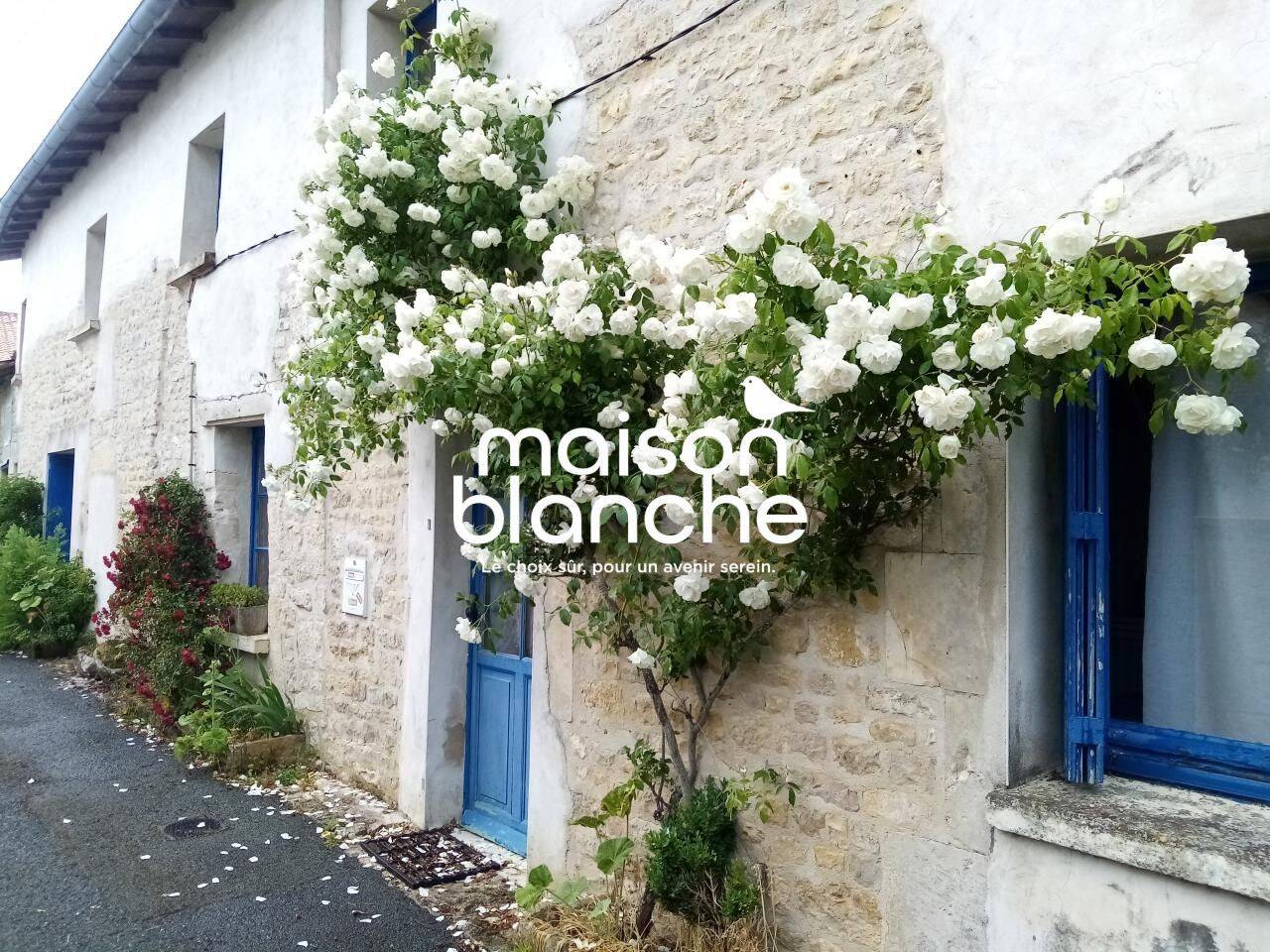Maison 7 pièces 180 m² · à Pamproux · 180 m² · 119 700 €
