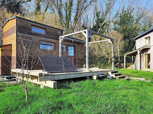 Terrain constructible à vendre 90 250 € 180 m² de terrain Loperhet 29470