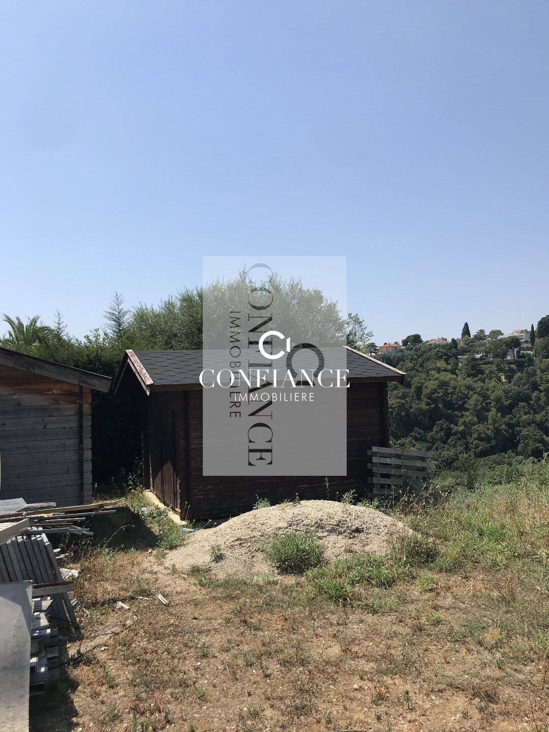 4 PIECES VIDE EN RDJ REZ DE MAISON - TERRON NICE OUEST — 19