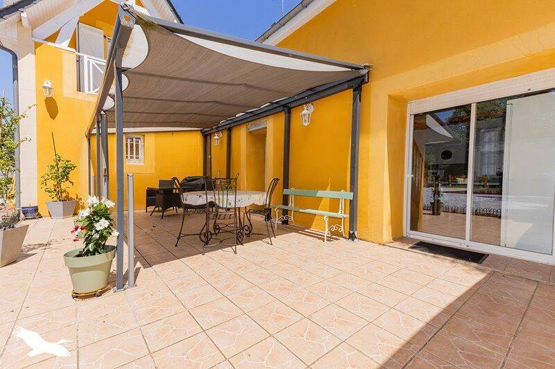 Maison 5 pièces 155 m² · à Adé · 155 m² · 303 933 €