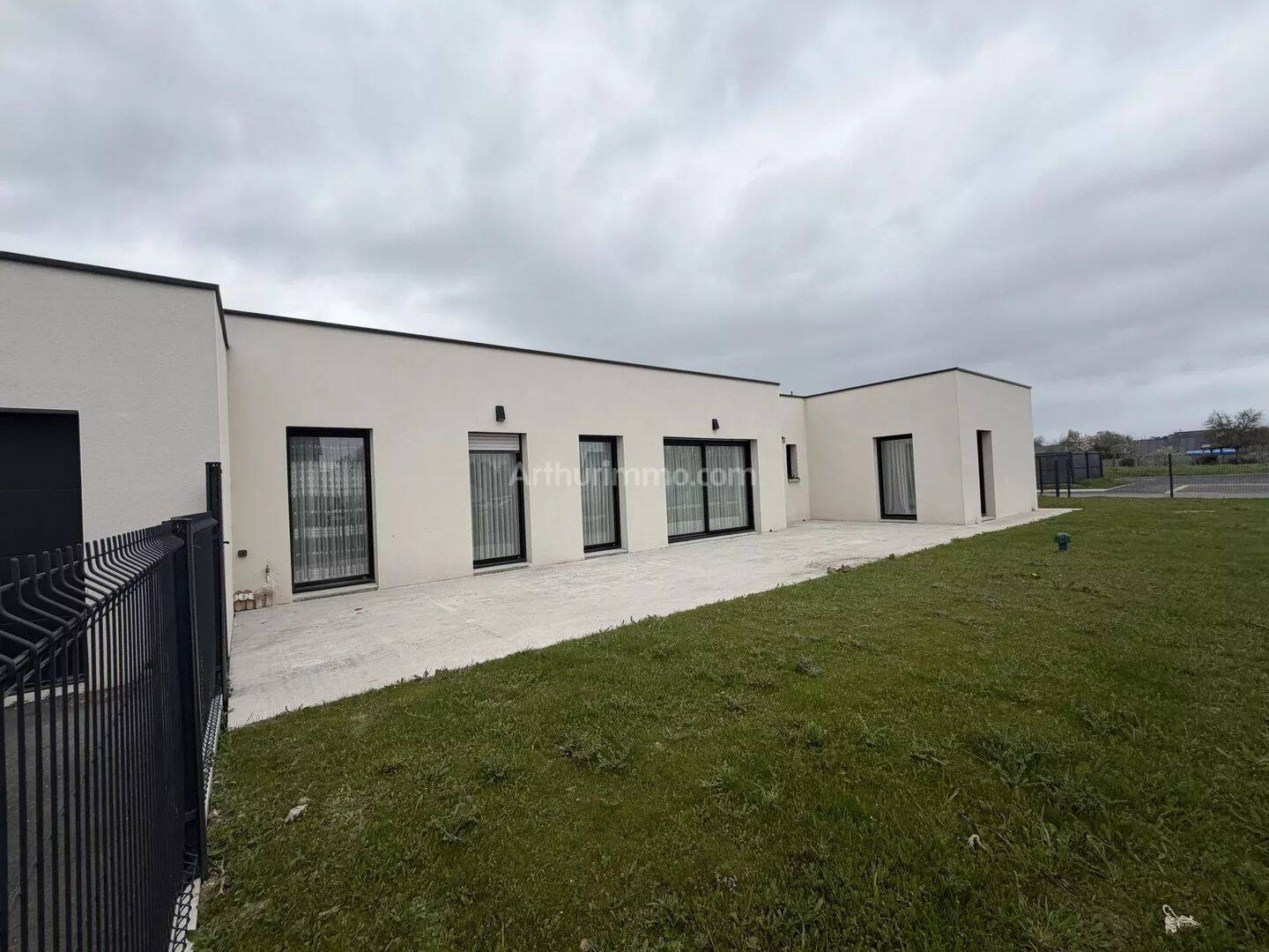 Maison 6 pièces 165 m² · à Lanvallay · 164,7 m² · 359 340 €