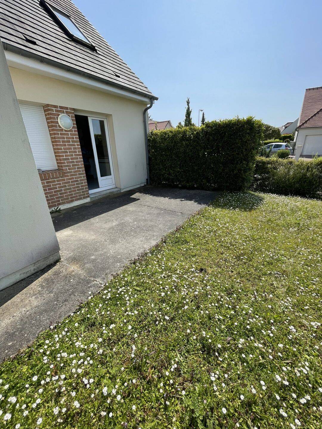 Maison 5 pièces 108 m² · à Amiens · 107,9 m² · 1 370 €
