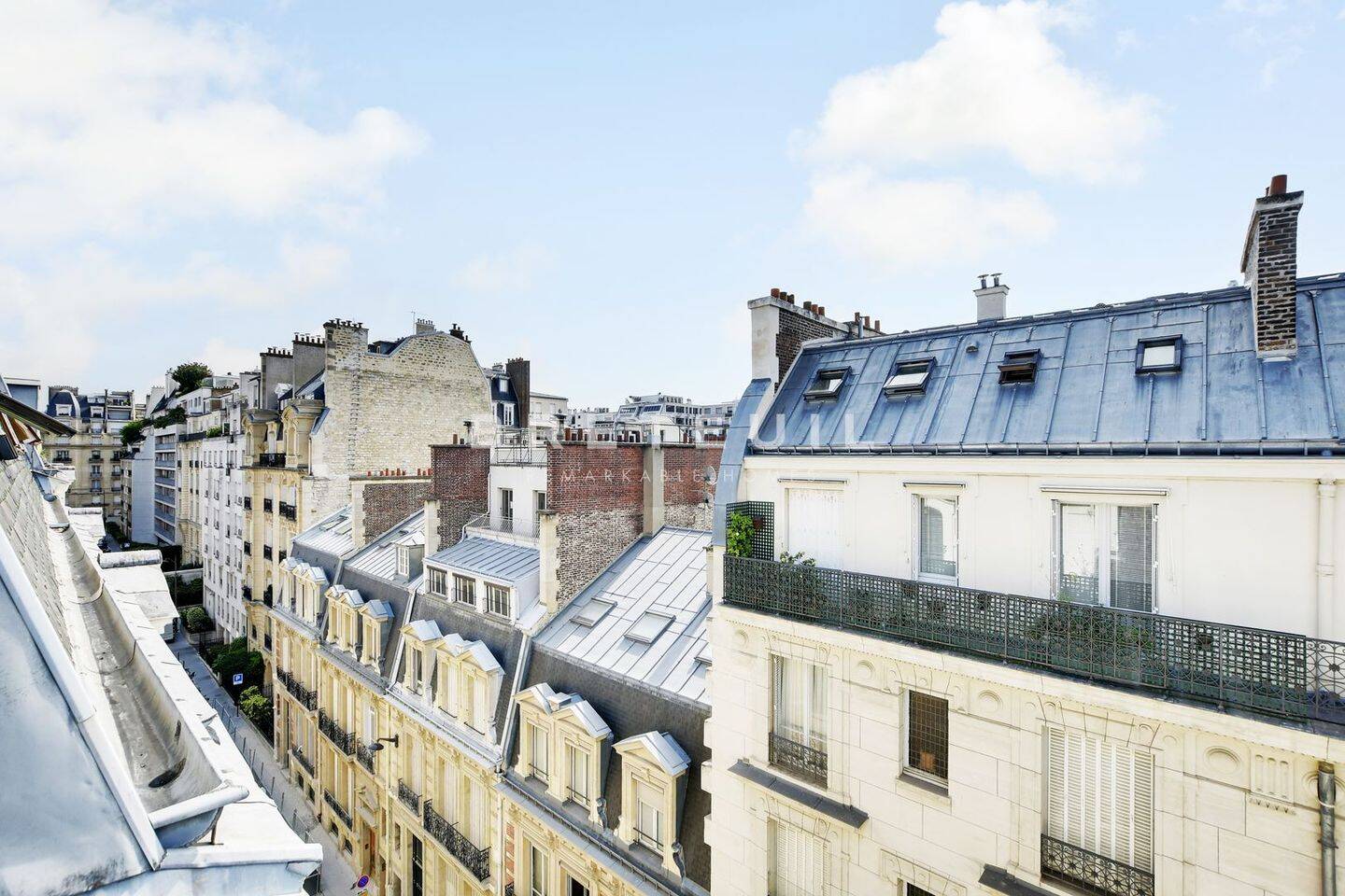 Appartement 1 pièce 16 m² · à Paris 16ème Arrondissement · 16 m² · 205 000 €