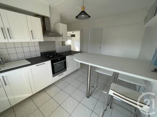 Appartement à louer 695 € 4 pièces 2 chambres 84,2 m² 1er étage Clouange 57185
