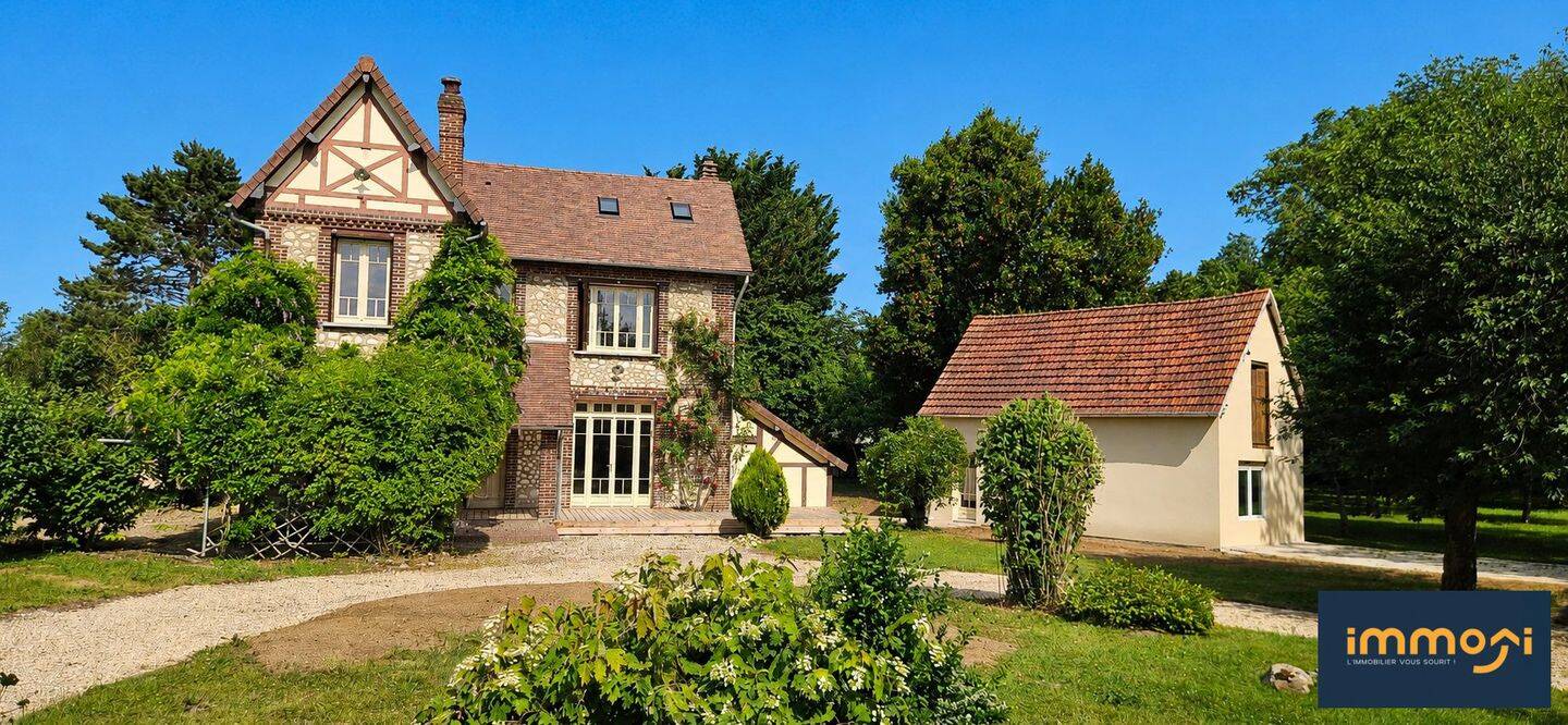 Maison 8 pièces 224 m² · à Le Vaudreuil · 224 m² · 655 000 €