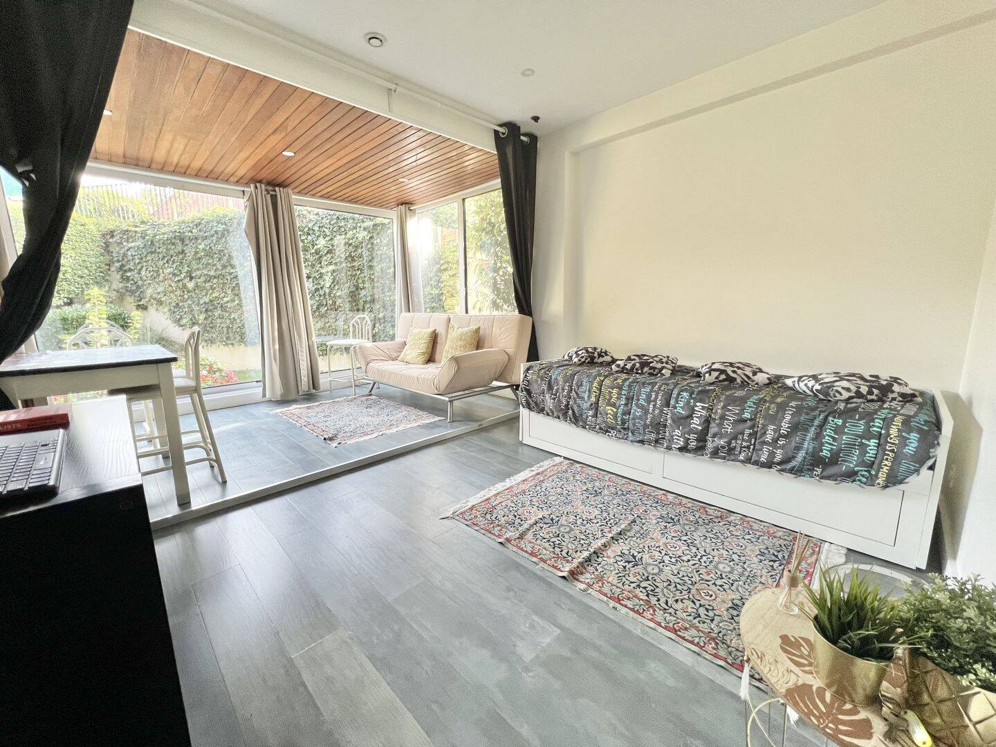 Appartement 1 pièce 43 m² · à Le Chesnay-Rocquencourt · 42,8 m² · 970 €