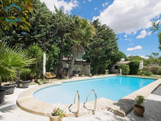 Maison à vendre 799 000 € 11 pièces 5 chambres 365 m² 1 066 m² de terrain Le Carestier-Le Taulet Marignane 13700