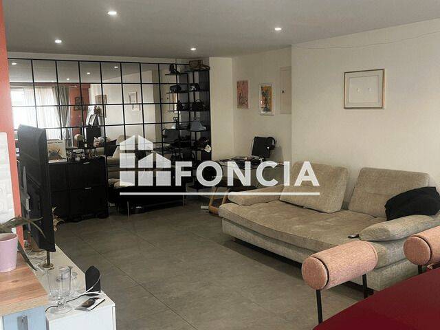 Appartement 2 pièces 57 m² · à Orléans · 56,7 m² · 700 €