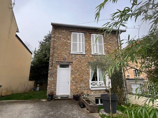 Maison à vendre 379 900 € 3 pièces 2 chambres 68 m² 181 m² de terrain Centre Tilleuls-Fauvettes Bures-sur-Yvette 91440