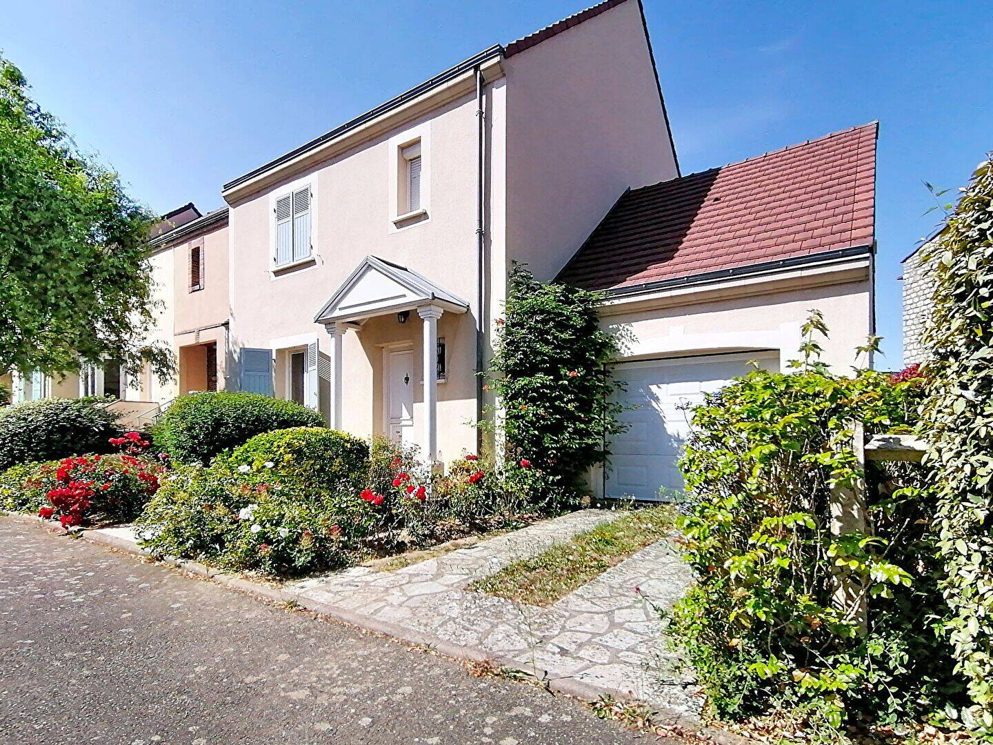 Maison 6 pièces 115 m² · à Chartres · 115 m² · 319 000 €