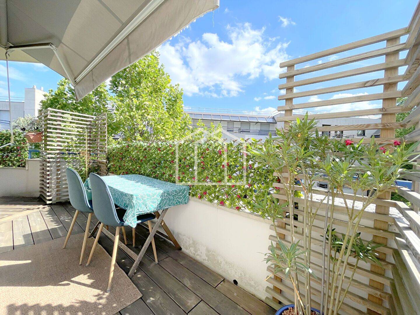 Appartement 4 pièces 69 m² · à Suresnes · 68,8 m² · 1 940 €/mois