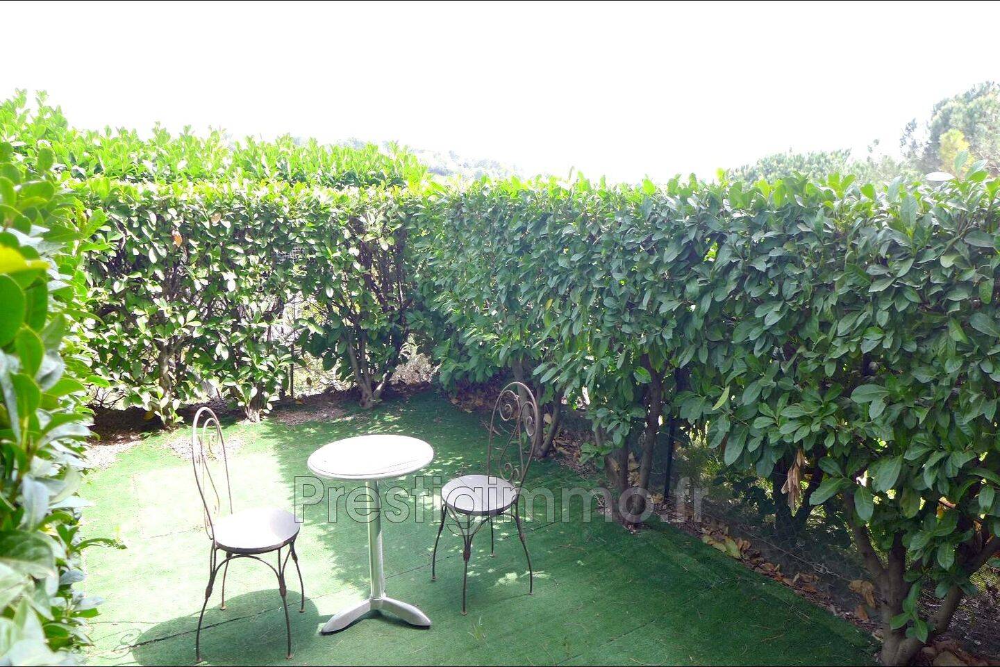 Appartement 1 pièce 24 m² · à Mougins · 24 m² · 605 €