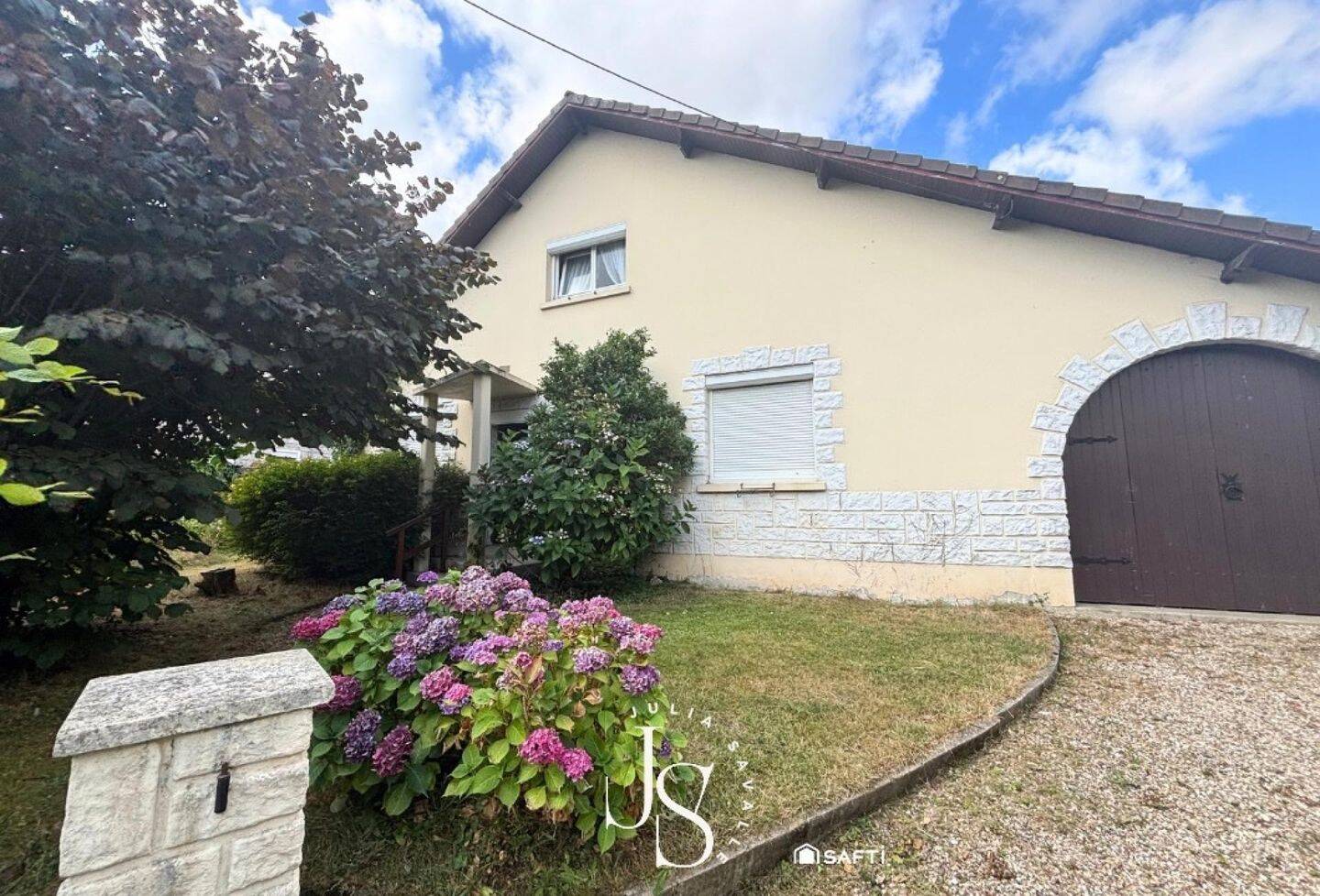 Maison 5 pièces 127 m² · à Fontaine-la-Mallet · 127 m² · 330 000 €