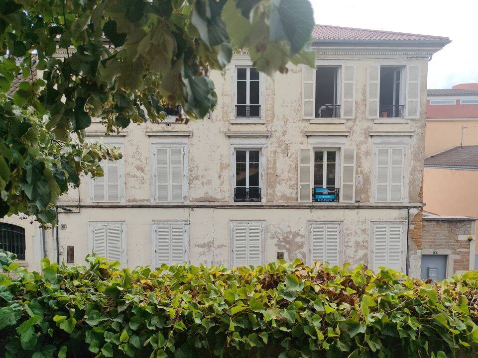Appartement 8 pièces 217 m² · à Mâcon · 217 m² · 390 000 €