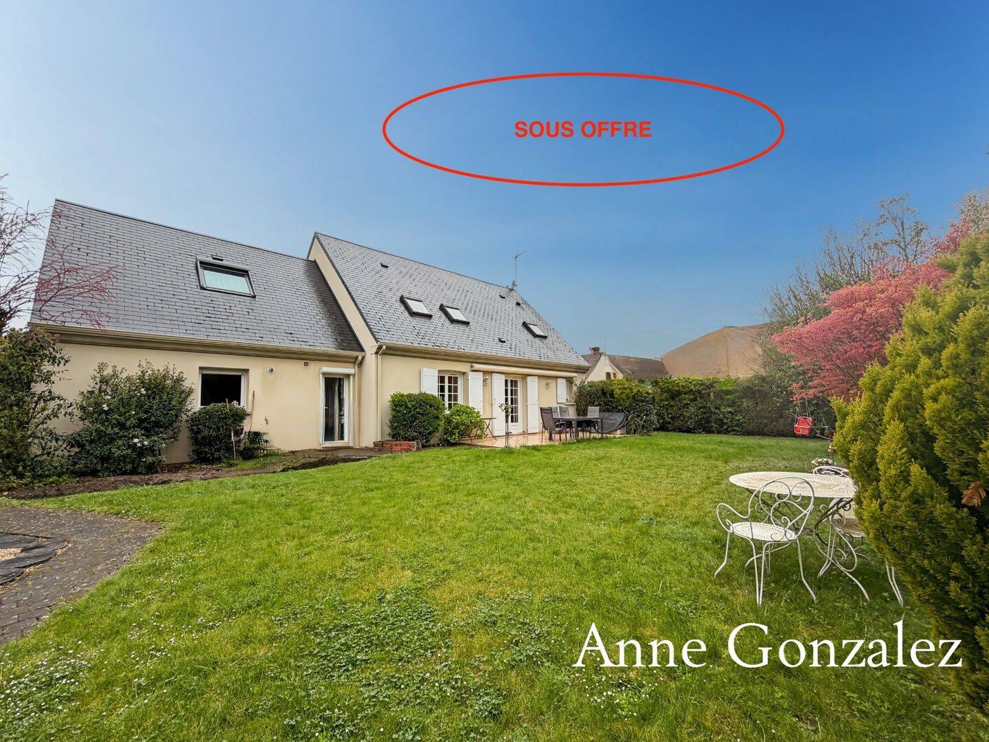 Maison 6 pièces 200 m² · à Orléans · 200 m² · 374 500 €