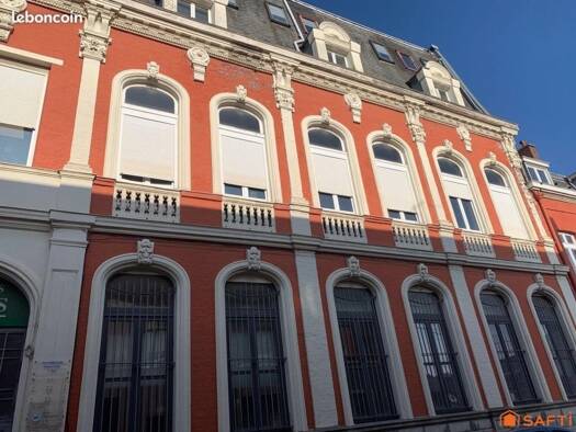 Espace bureau à vendre 110 000 € 141 m² de bureaux Anseele-Centre-Nations Unies-Crouy-Esperence Roubaix 59100