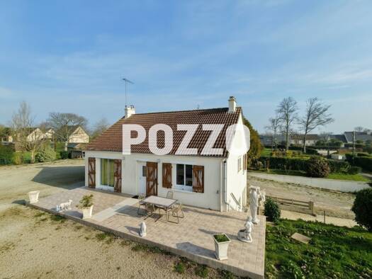 Maison de plain-pied à vendre 188 000 € 3 pièces 2 chambres 72 m² 2 600 m² de terrain Saint-Maurice-en-Cotentin 50270