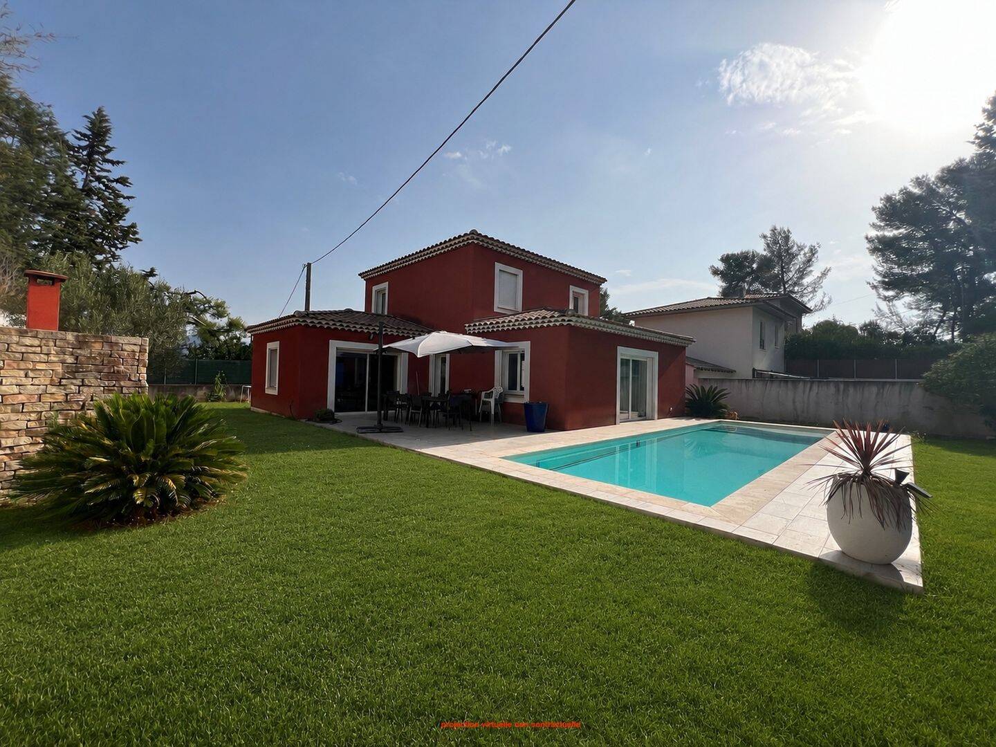 Maison 6 pièces 300 m² · à Aubagne · 300 m² · 1 095 000 €