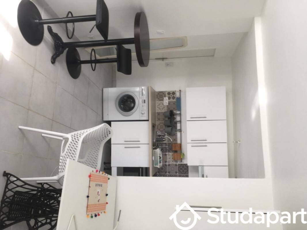 Appartement 1 pièce 23 m² · à Bordeaux · 23 m² · 700 €