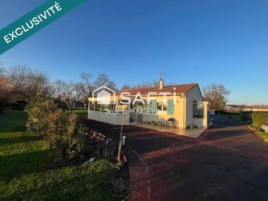 Maison de plain-pied à vendre 175 000 € 4 pièces 3 chambres 85 m² 1 951 m² de terrain Matha 17160