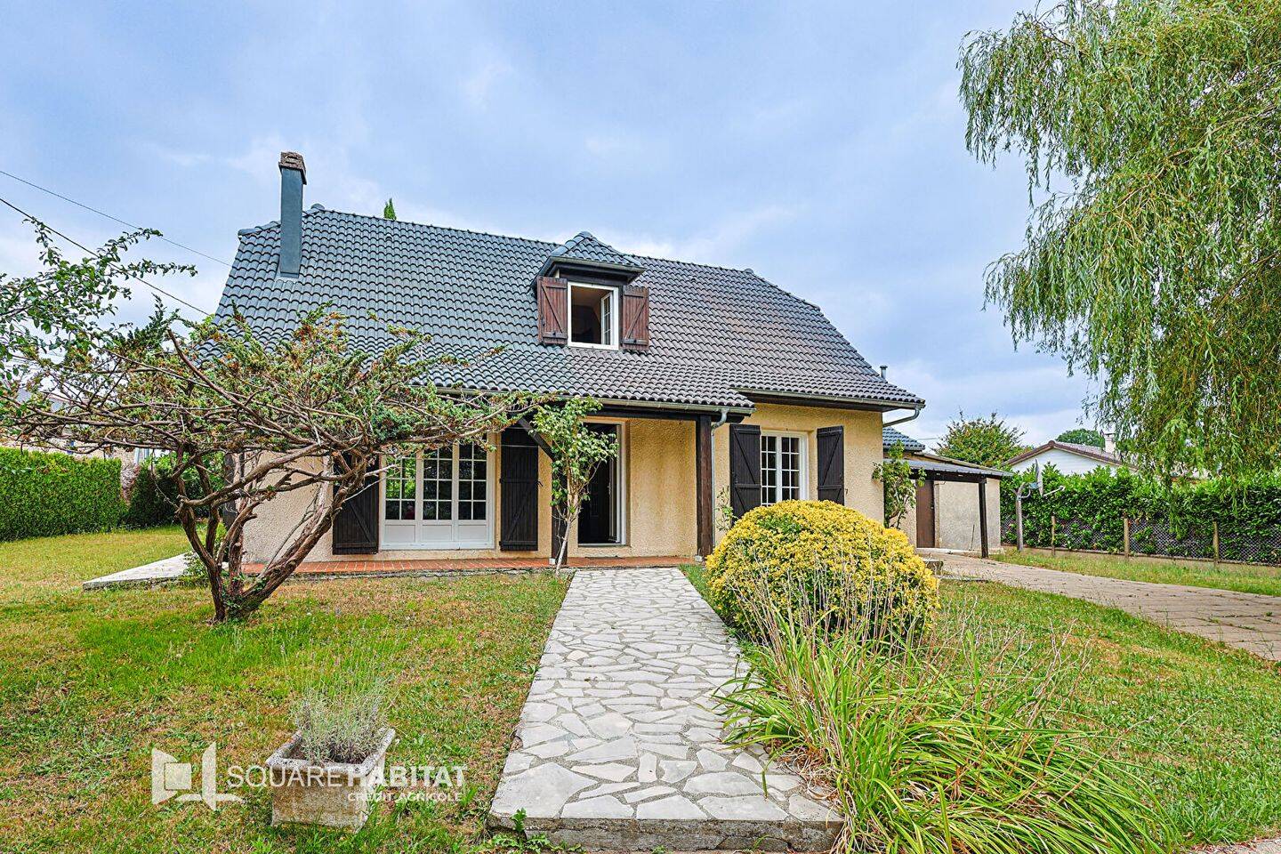 Maison 5 pièces 117 m² · à Aast · 117 m² · 212 000 €