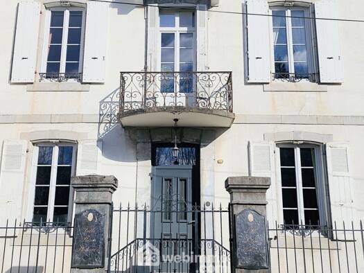 Demeure à vendre 360 000 € 14 pièces 11 chambres 340 m² 470 m² de terrain Lourdes 65100