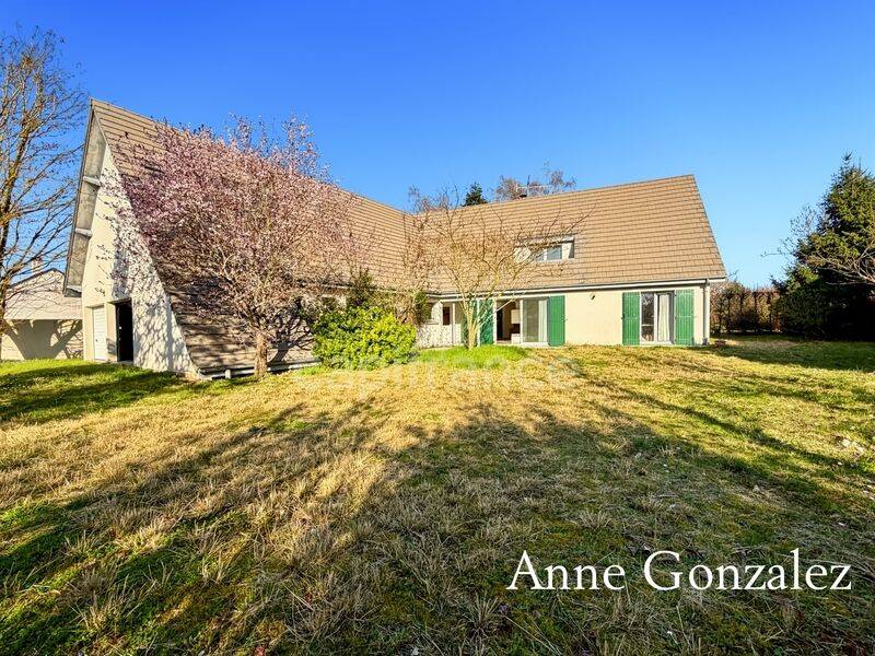 Maison 7 pièces 240 m² · à Olivet · 240 m² · 375 000 €