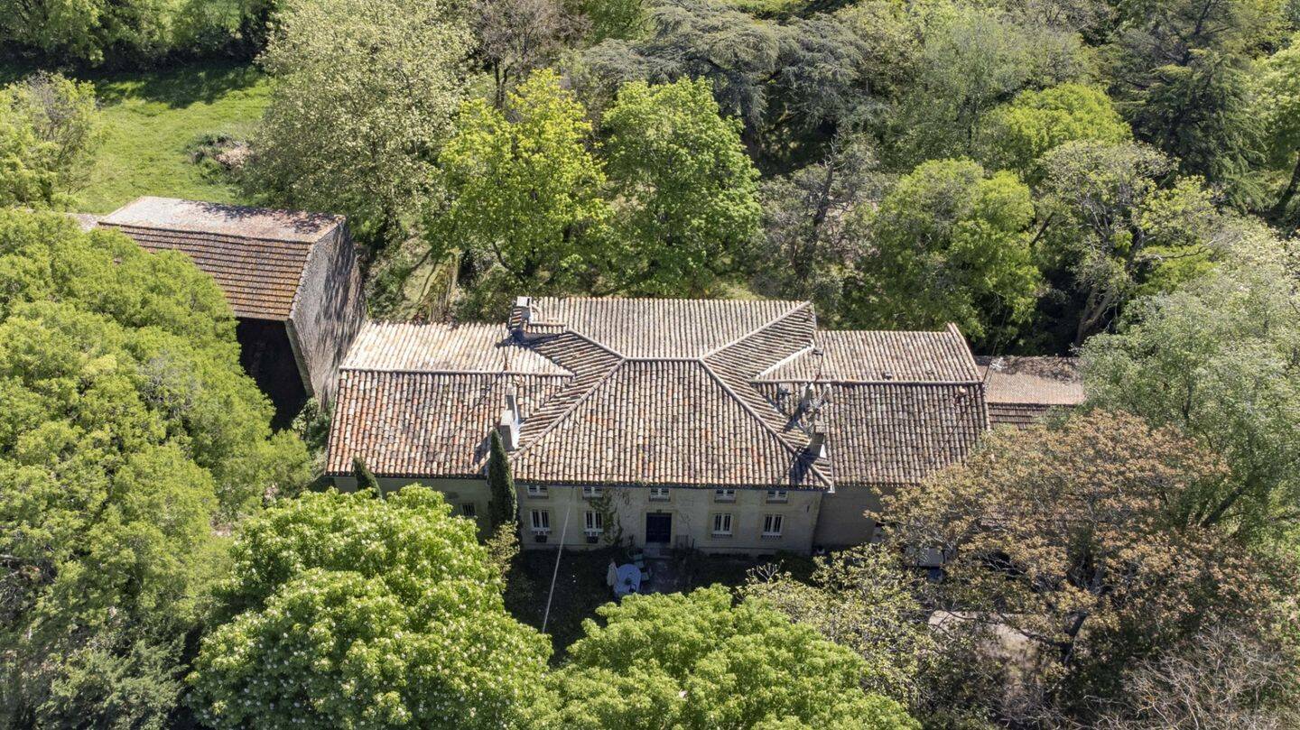 Maison 9 pièces 400 m² · à Carlipa · 400 m² · 815 000 €