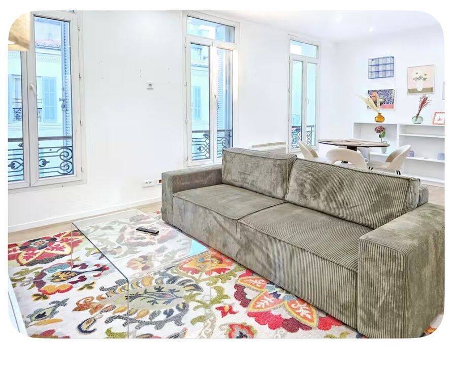 Appartement 2 pièces 52 m² · à Marseille 1er Arrondissement · 52 m² · 1 050 €/mois