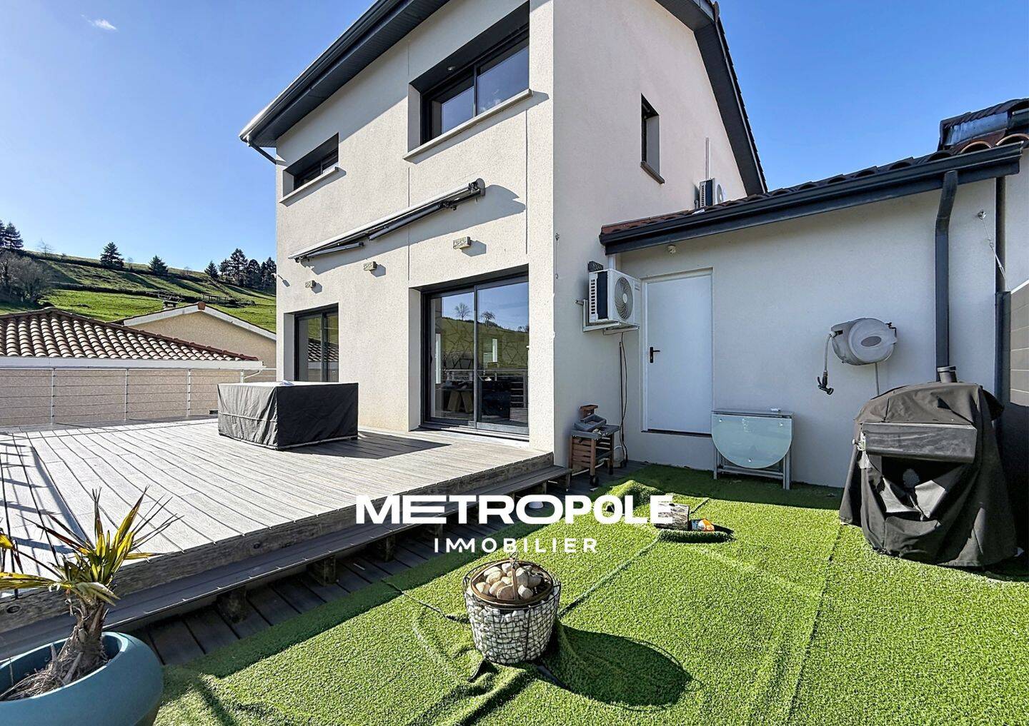 Maison 4 pièces 105 m² · à Vindry-sur-Turdine · 105 m² · 375 000 €