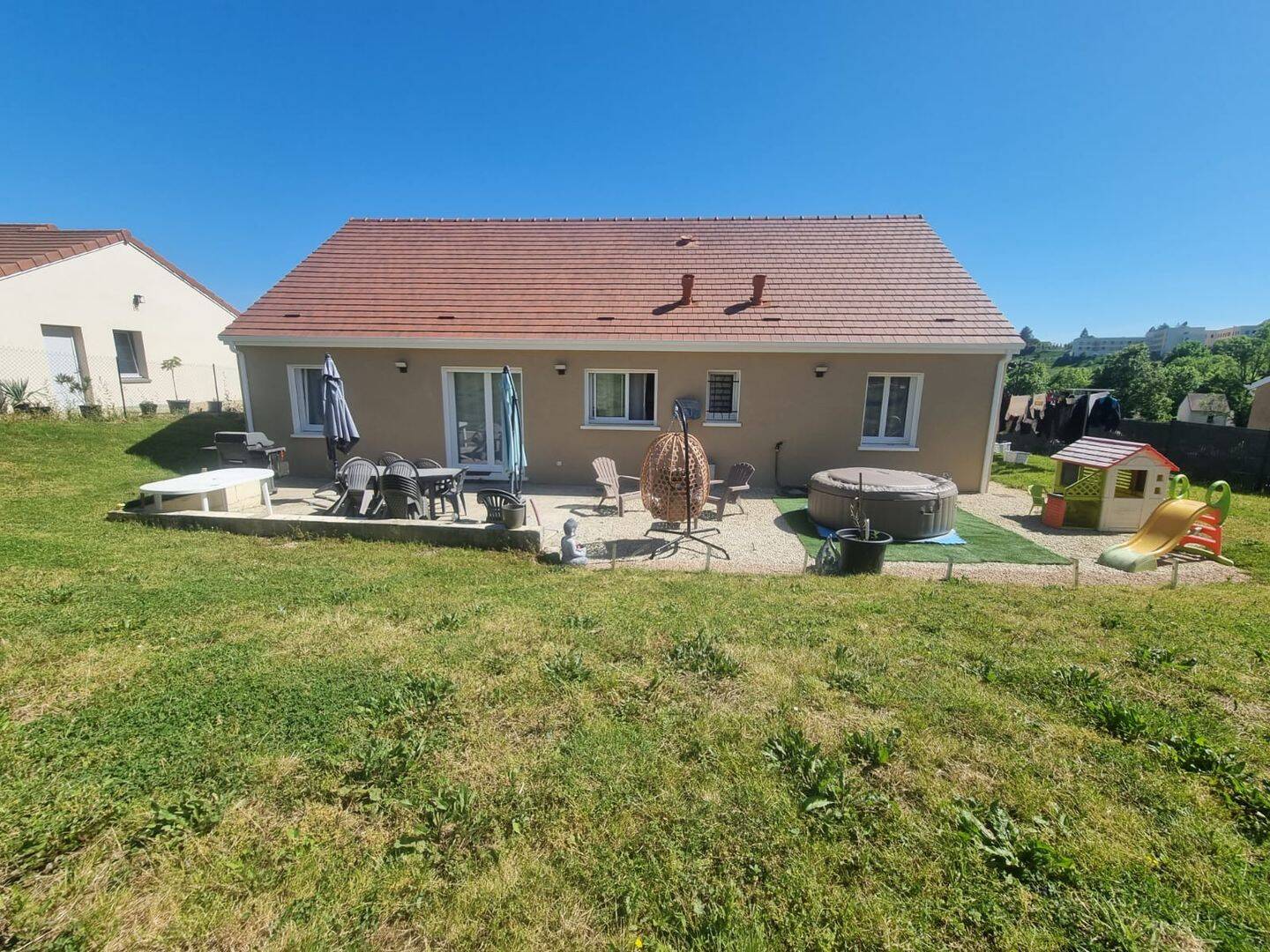 Maison 5 pièces 108 m² · à Charolles · 108 m² · 239 000 €