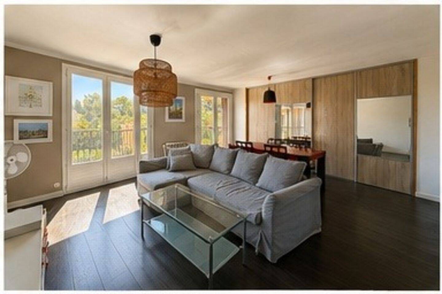 Appartement 3 pièces 67 m² · à Aix-en-Provence · 67 m² · 1 300 €