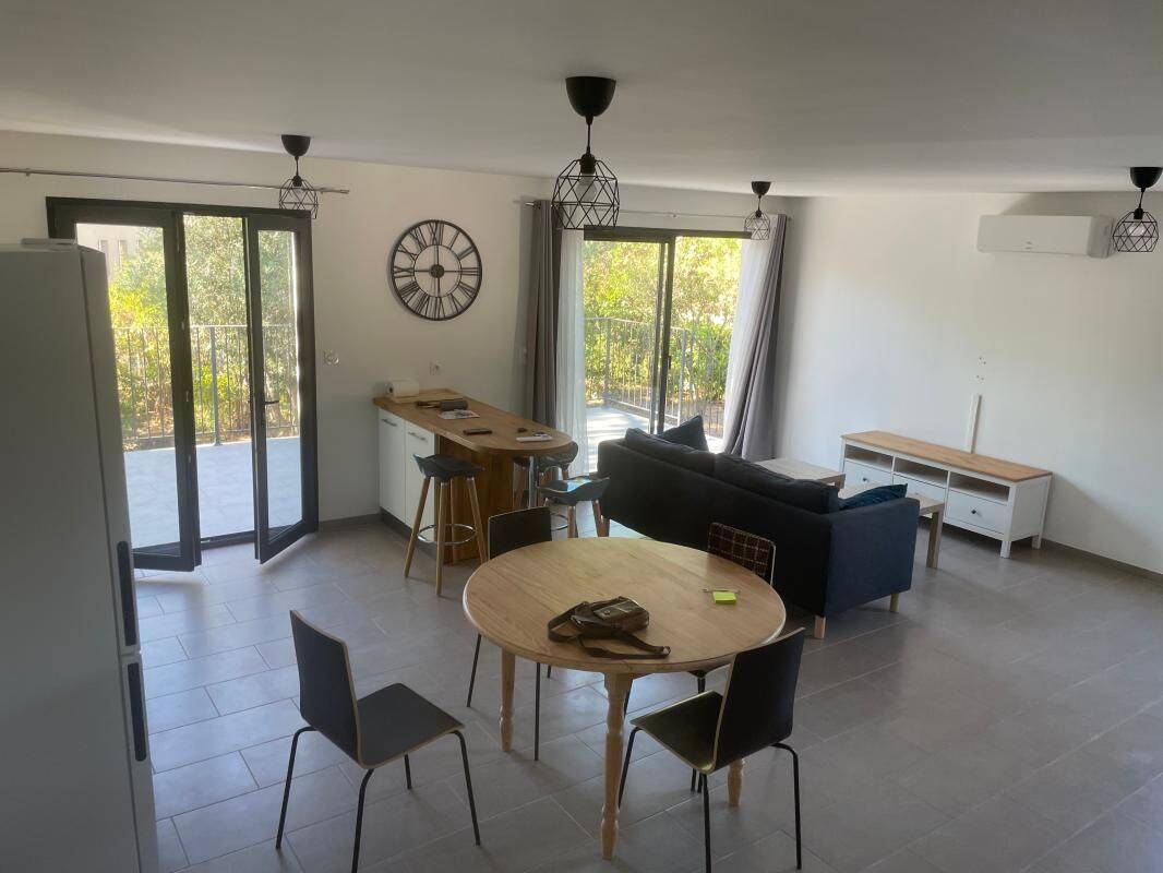 Maison 4 pièces 84 m² · à Aubignan · 84 m² · 1 000 €