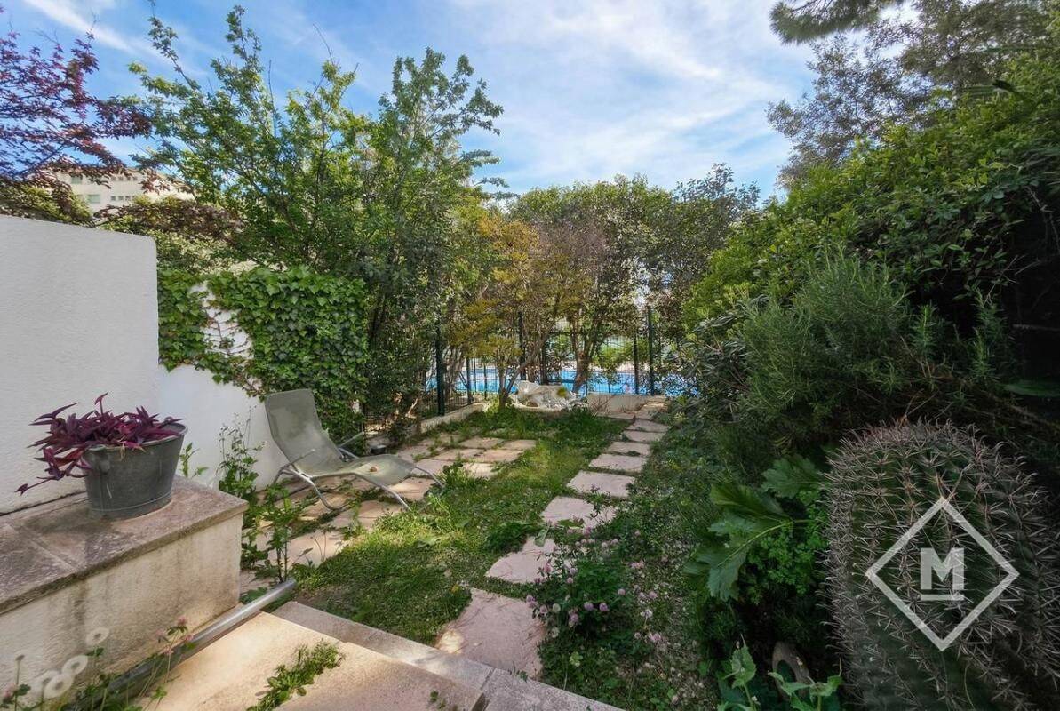 Appartement 3 pièces 59 m² · à Marseille 8ème Arrondissement · 59 m² · 297 000 €