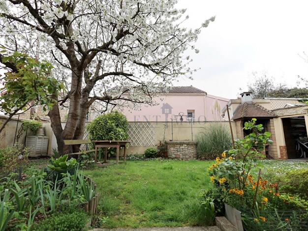 Maison à vendre 470 000 € 5 pièces 3 chambres 95 m² Eglise Neuilly-Plaisance 93360