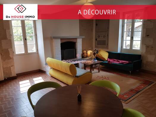 Maison de plain-pied à vendre 249 500 € 7 pièces 3 chambres 150 m² 2 500 m² de terrain Petit-Bersac 24600