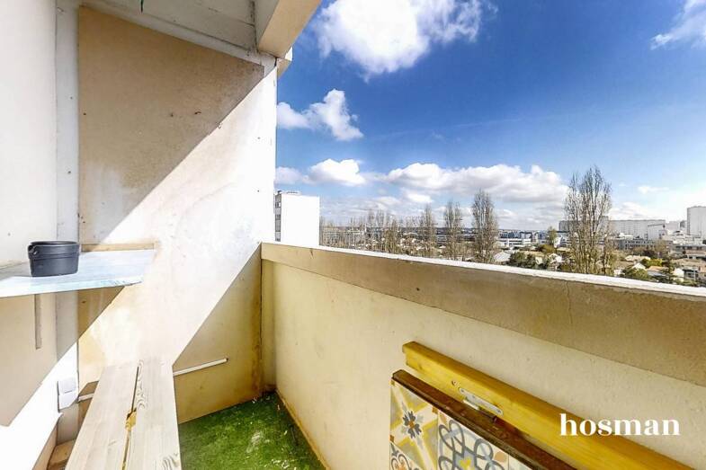 Appartement à vendre 181 000 € 4 pièces 2 chambres 71 m² Étage 8/10 Jean-Jaures-Ravezie Le Bouscat 33110
