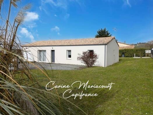 Maison de plain-pied à vendre 192 400 € 5 pièces 3 chambres 103 m² 1 060 m² de terrain Nanteuil 79400