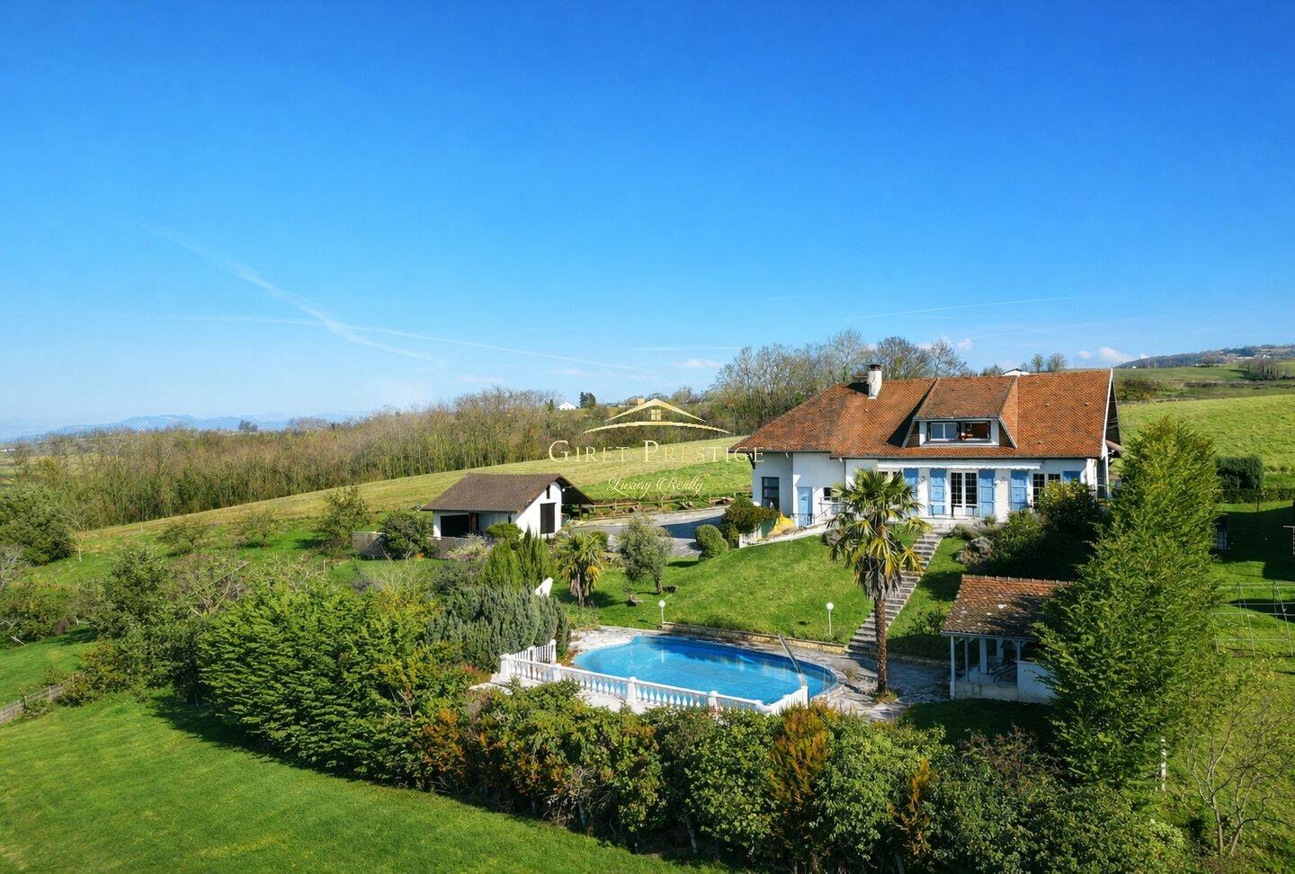 Maison 7 pièces 204 m² · à Saint-Genix-les-Villages · 204,1 m² · 445 000 €